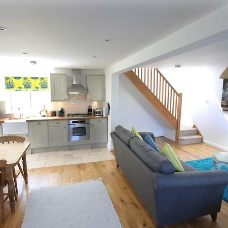 4A Dolphin Close Apartment Lyme Regis Luaran gambar