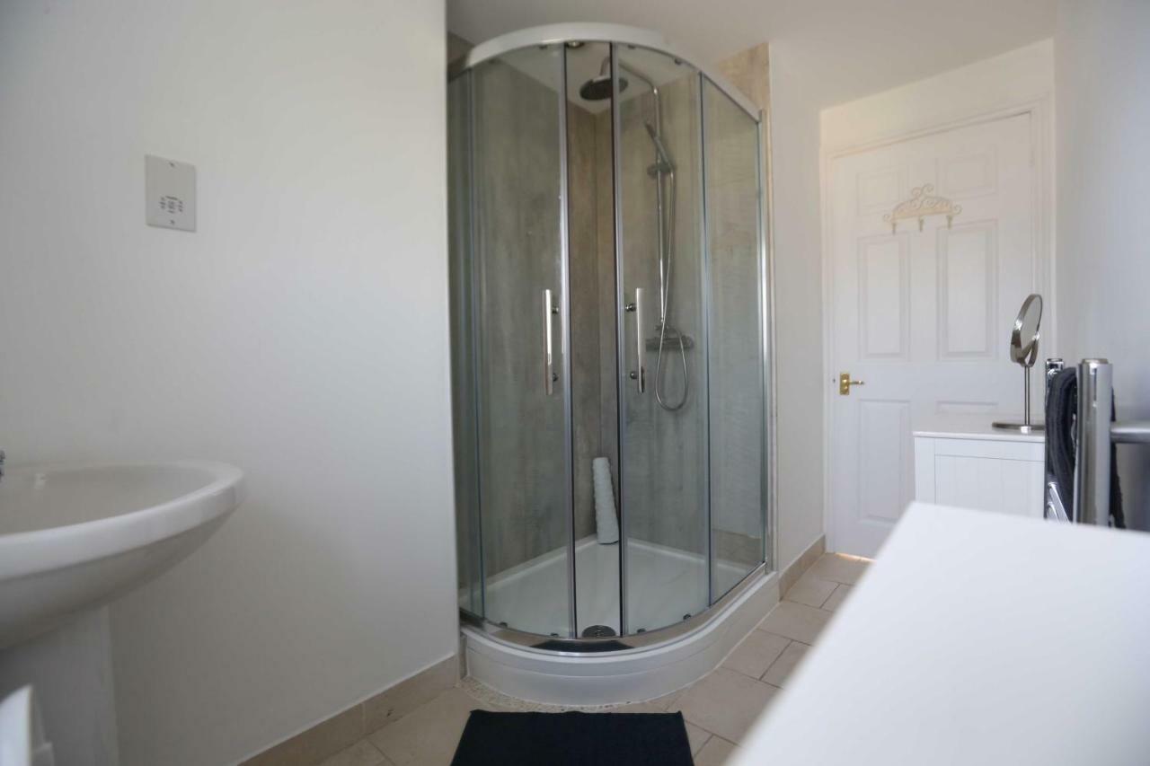 4A Dolphin Close Apartment Lyme Regis Luaran gambar