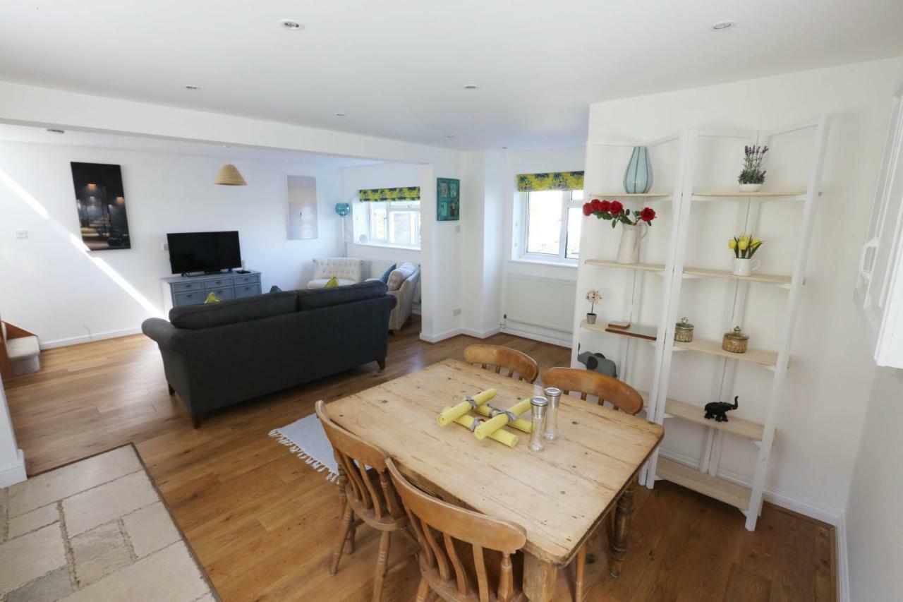 4A Dolphin Close Apartment Lyme Regis Luaran gambar